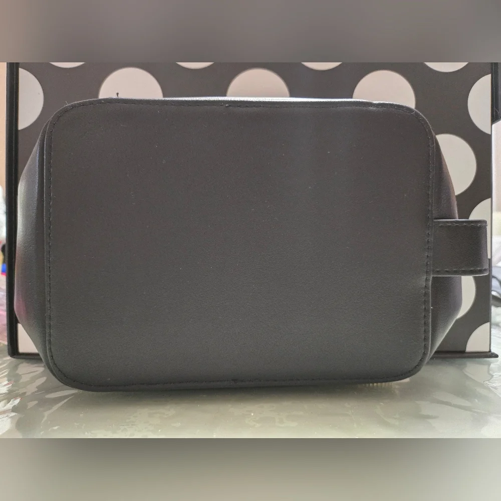 ✨️Paco Rabanne Makeup Case✨️ - Picture 2 of 4
